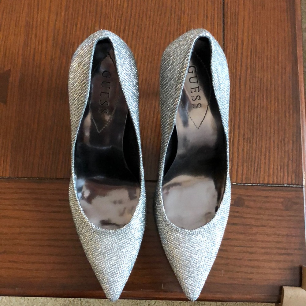 Beautiful Guess heels